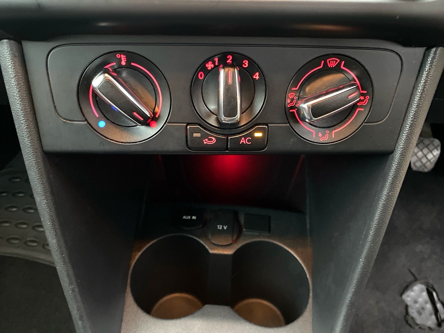 Used Volkswagen Polo 2013 for sale - 77036214: Photo 5