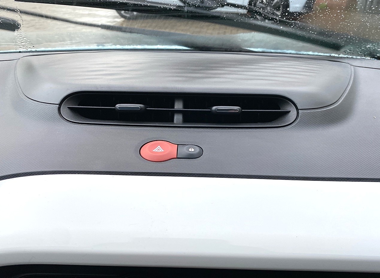 Used Renault Twingo 2015 for sale - 77285581: Photo 17