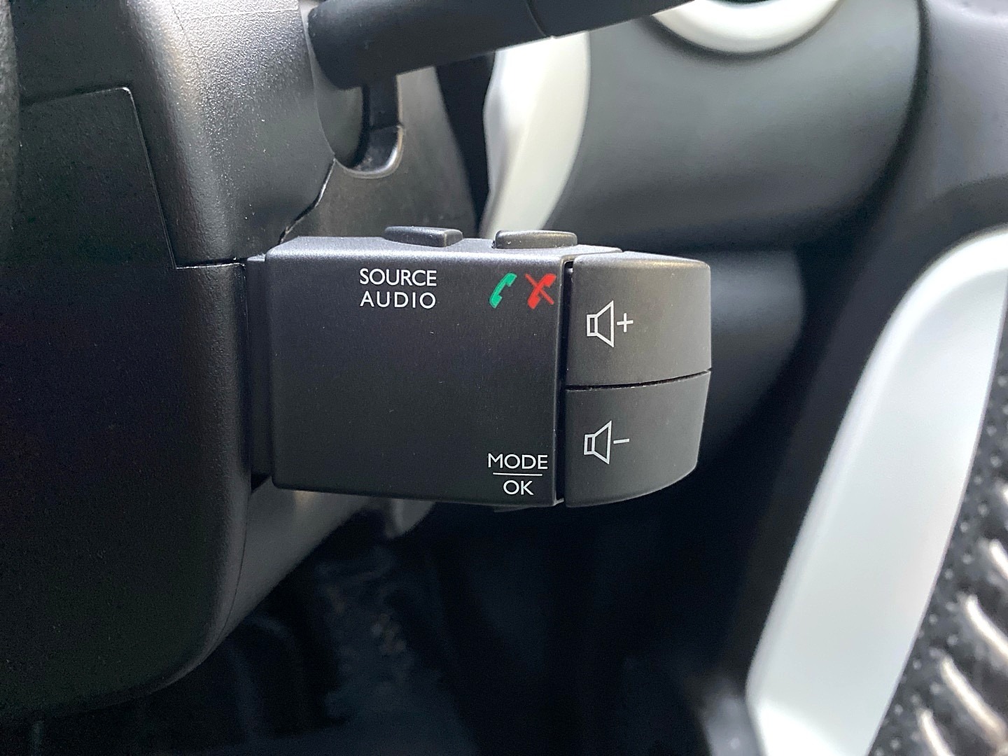 Used Renault Twingo 2015 for sale - 77285581: Photo 19