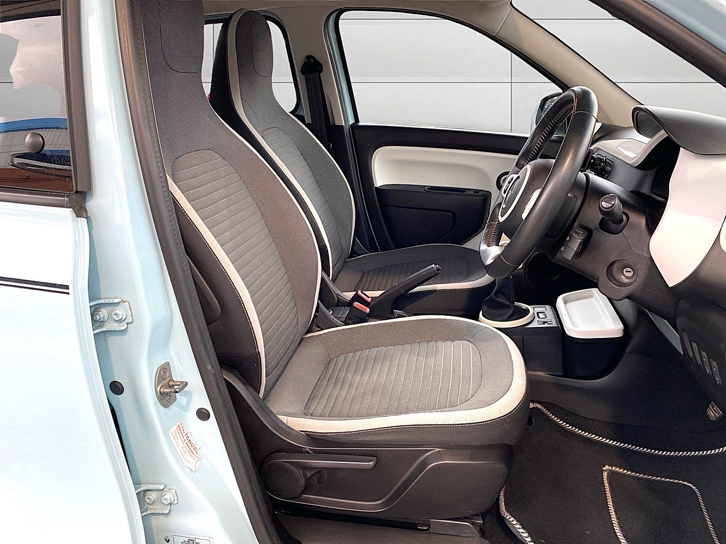 Used Renault Twingo 2015 for sale - 77285581: Photo 5