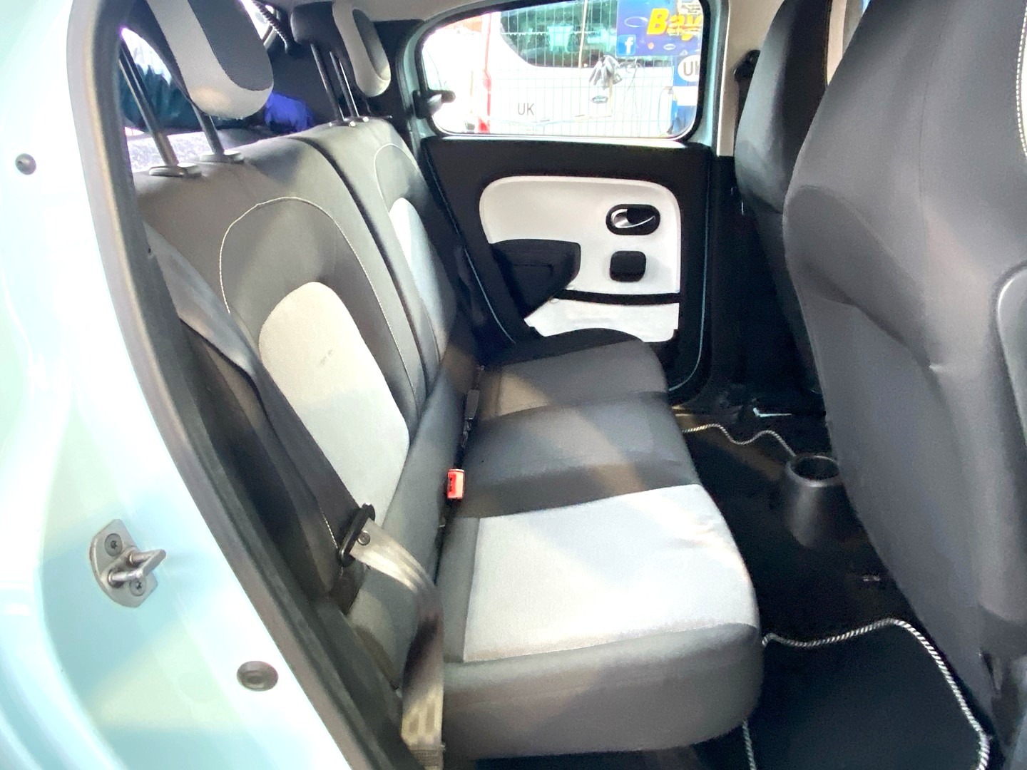 Used Renault Twingo 2015 for sale - 77285581: Photo 8