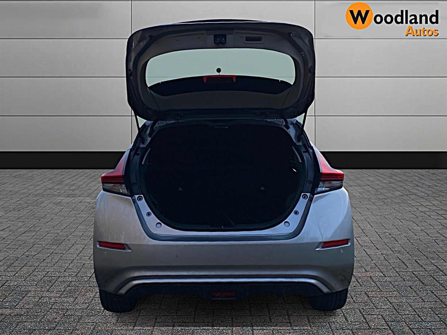 Used Nissan Leaf 2019 for sale - 77198077: Photo 24