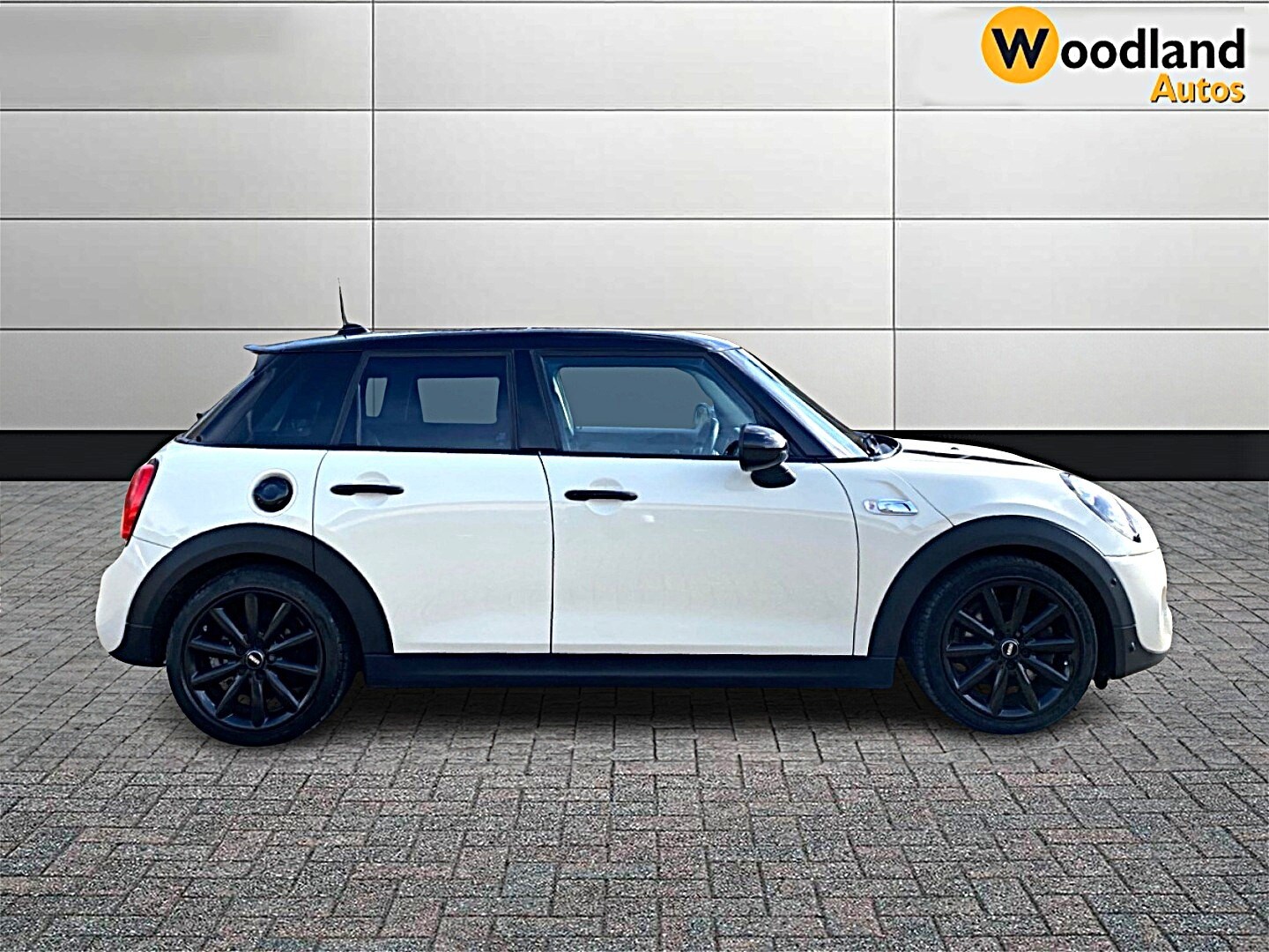 Used MINI Hatch 2016 for sale - 77804030: Photo 11