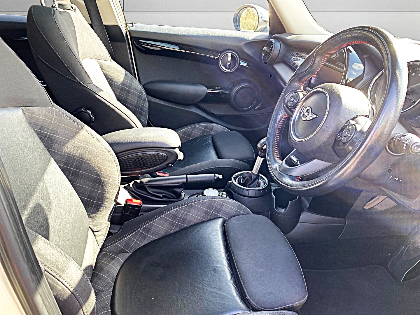 Used MINI Hatch 2016 for sale - 77804030: Photo 5