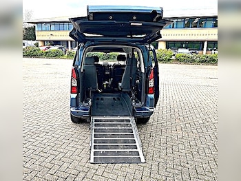 Used Peugeot Partner Tepee 2014 for sale - 78325990: Photo