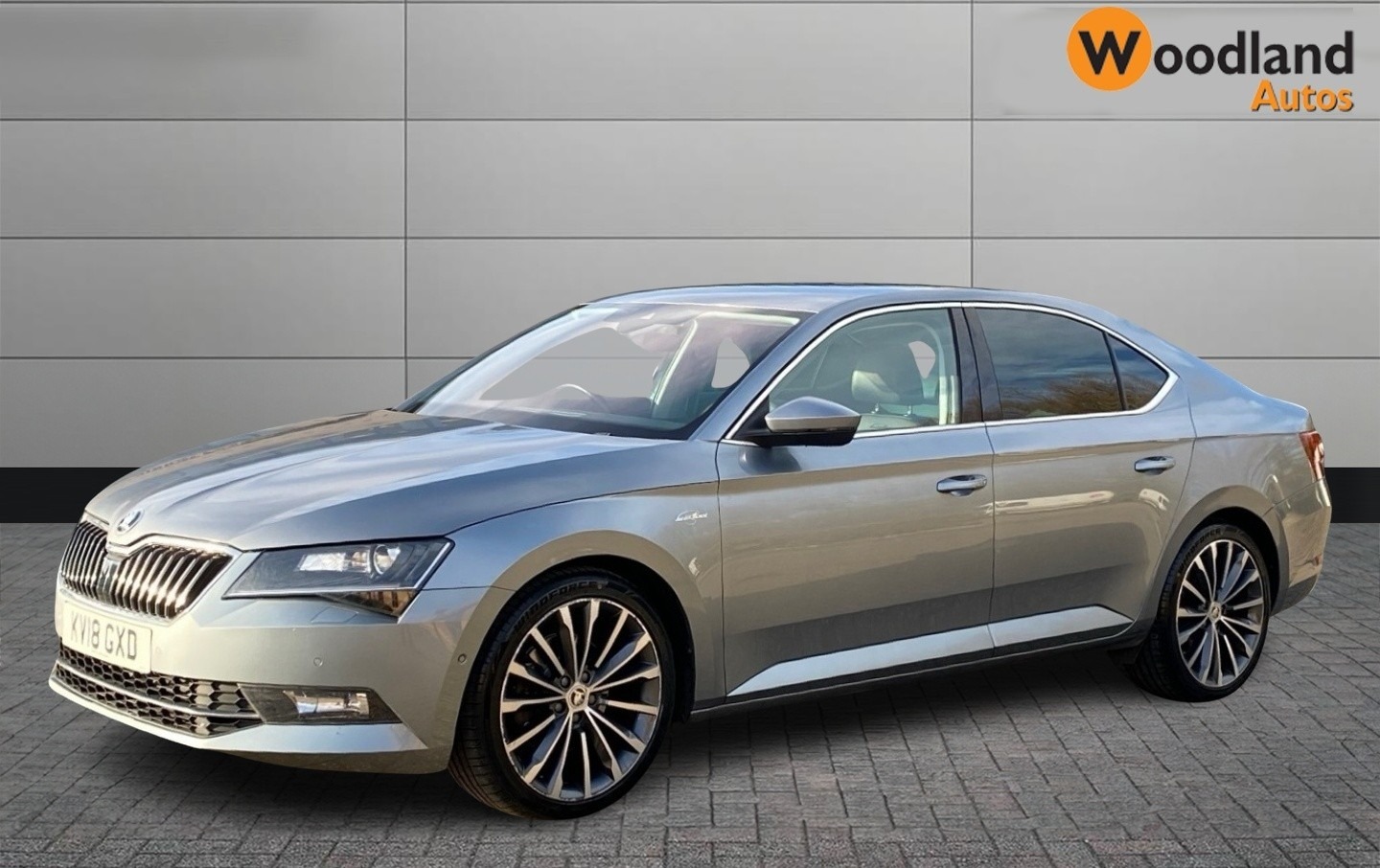 Used Skoda Superb 2018 for sale - 76579709: Photo 1