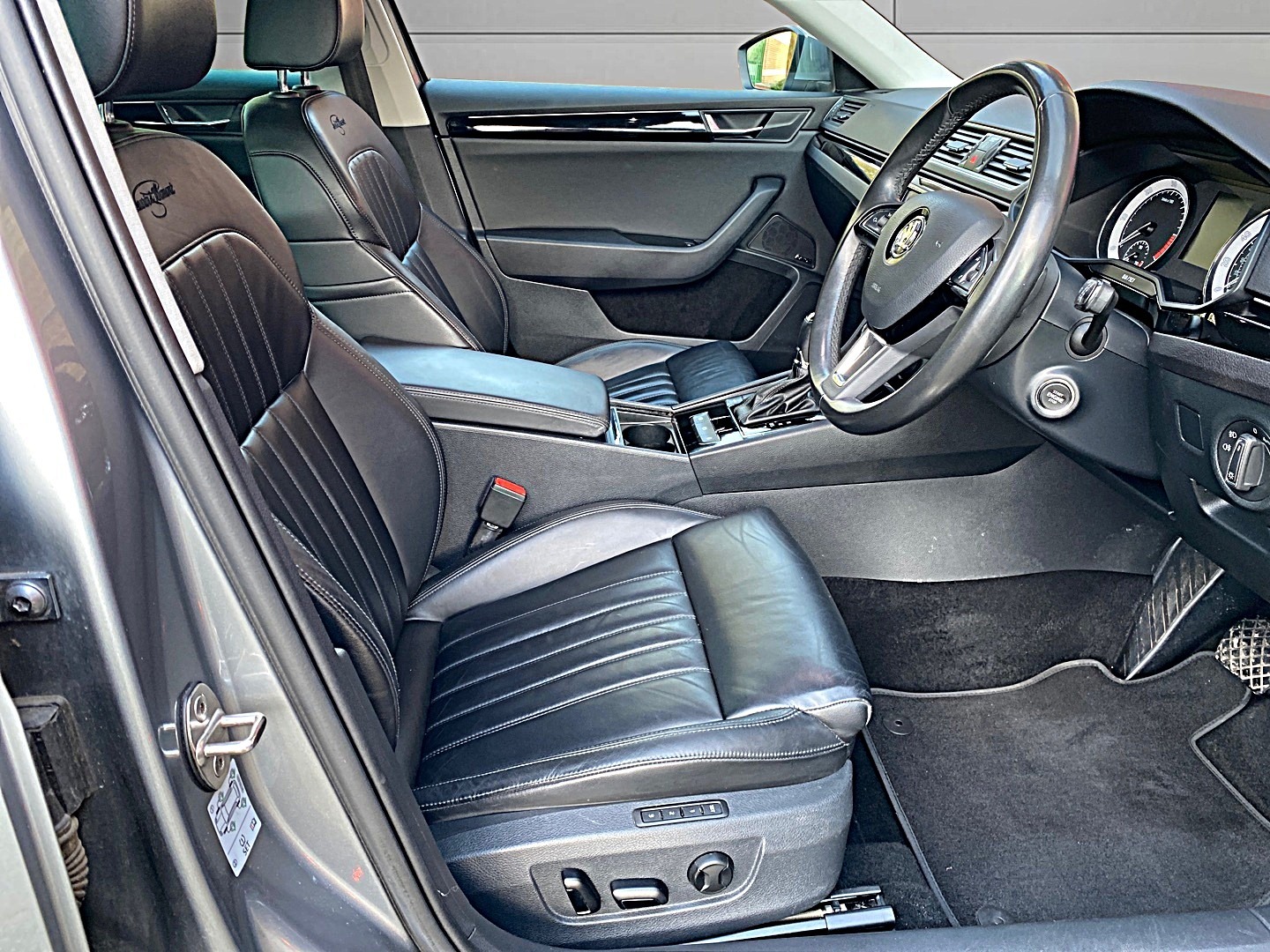 Used Skoda Superb 2018 for sale - 76579709: Photo 22