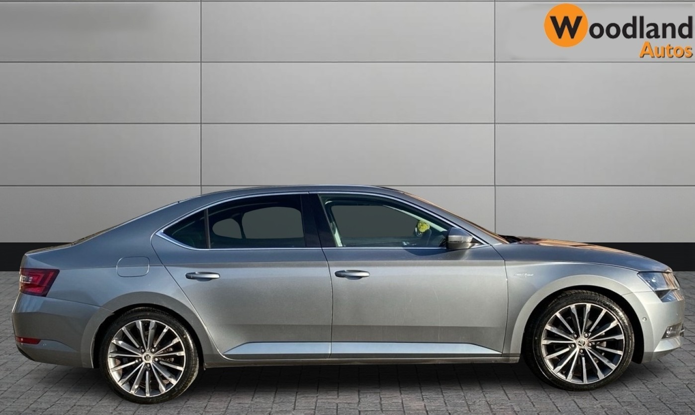 Used Skoda Superb 2018 for sale - 76579709: Photo 6