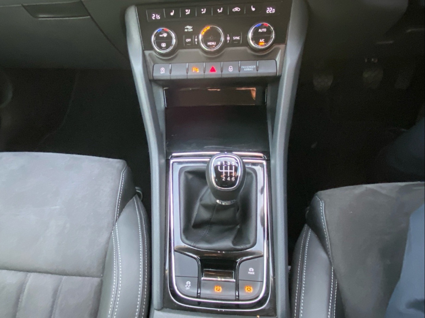 Used Skoda Karoq 2023 for sale - 76958710: Photo 28