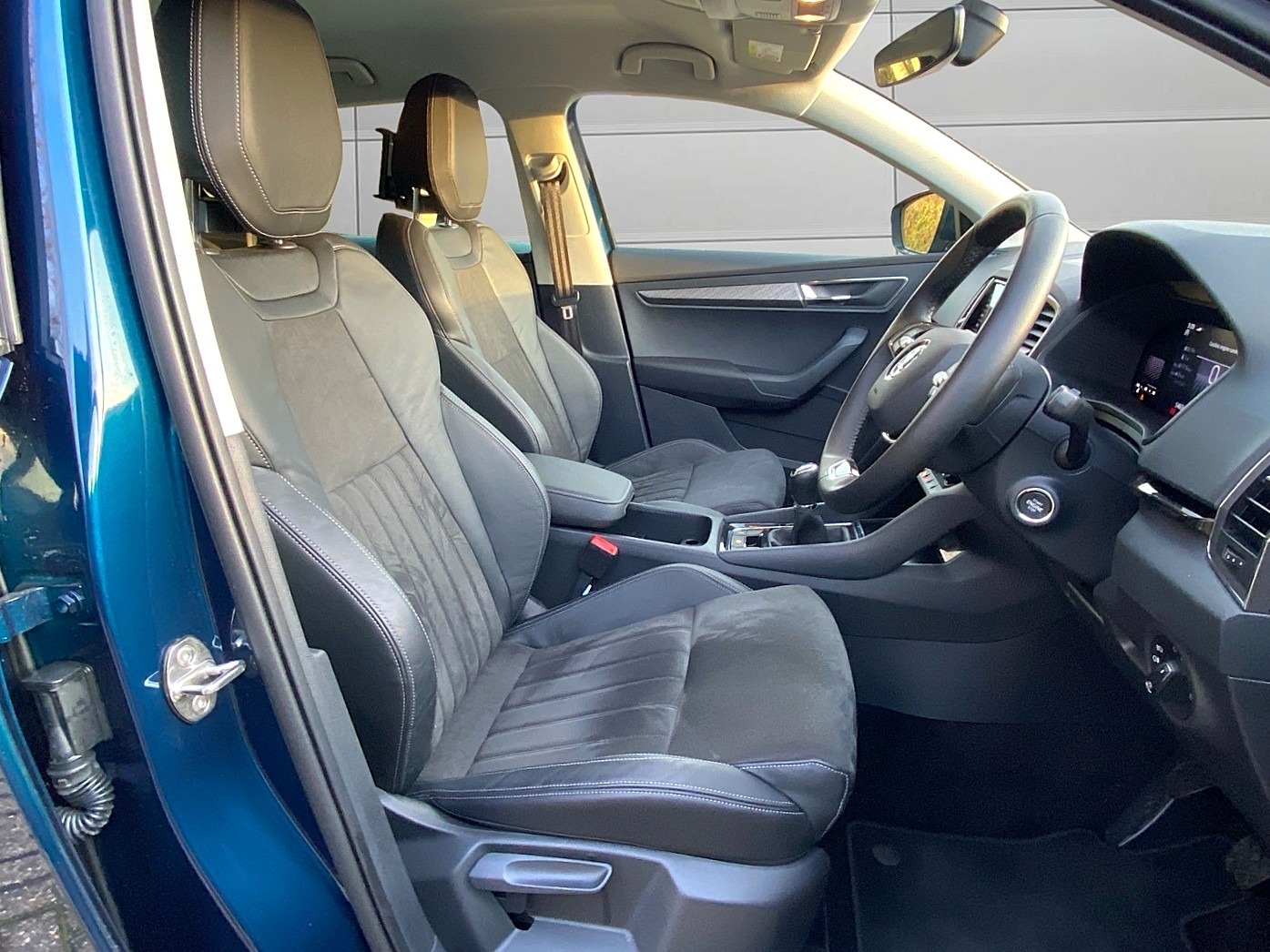 Used Skoda Karoq 2023 for sale - 76958710: Photo 9