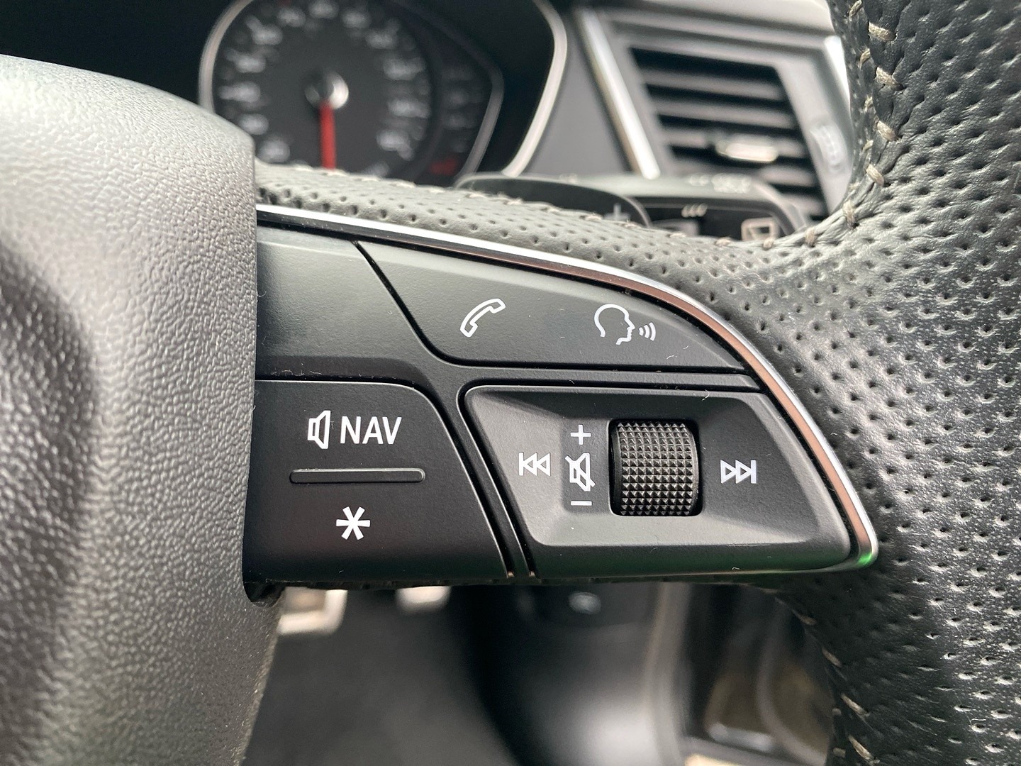 Used Audi Q5 2020 for sale - 77033555: Photo 15