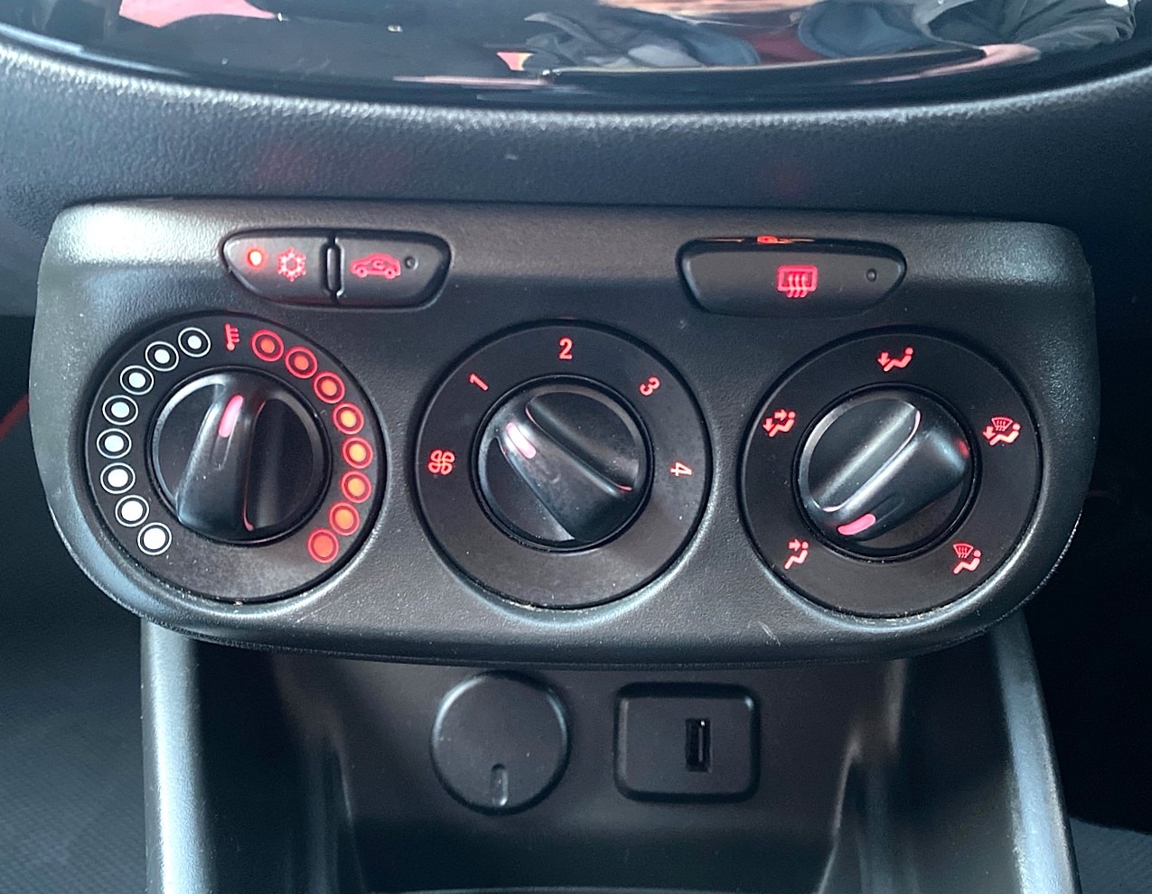 Used Vauxhall Corsa 2019 for sale - 77071153: Photo 18