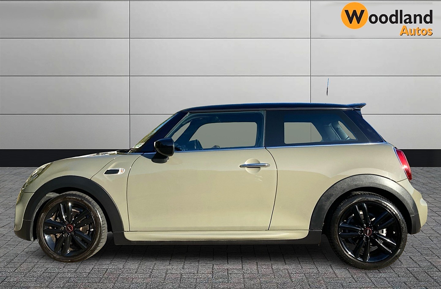 Used MINI Hatch 2019 for sale - 76252456: Photo 10