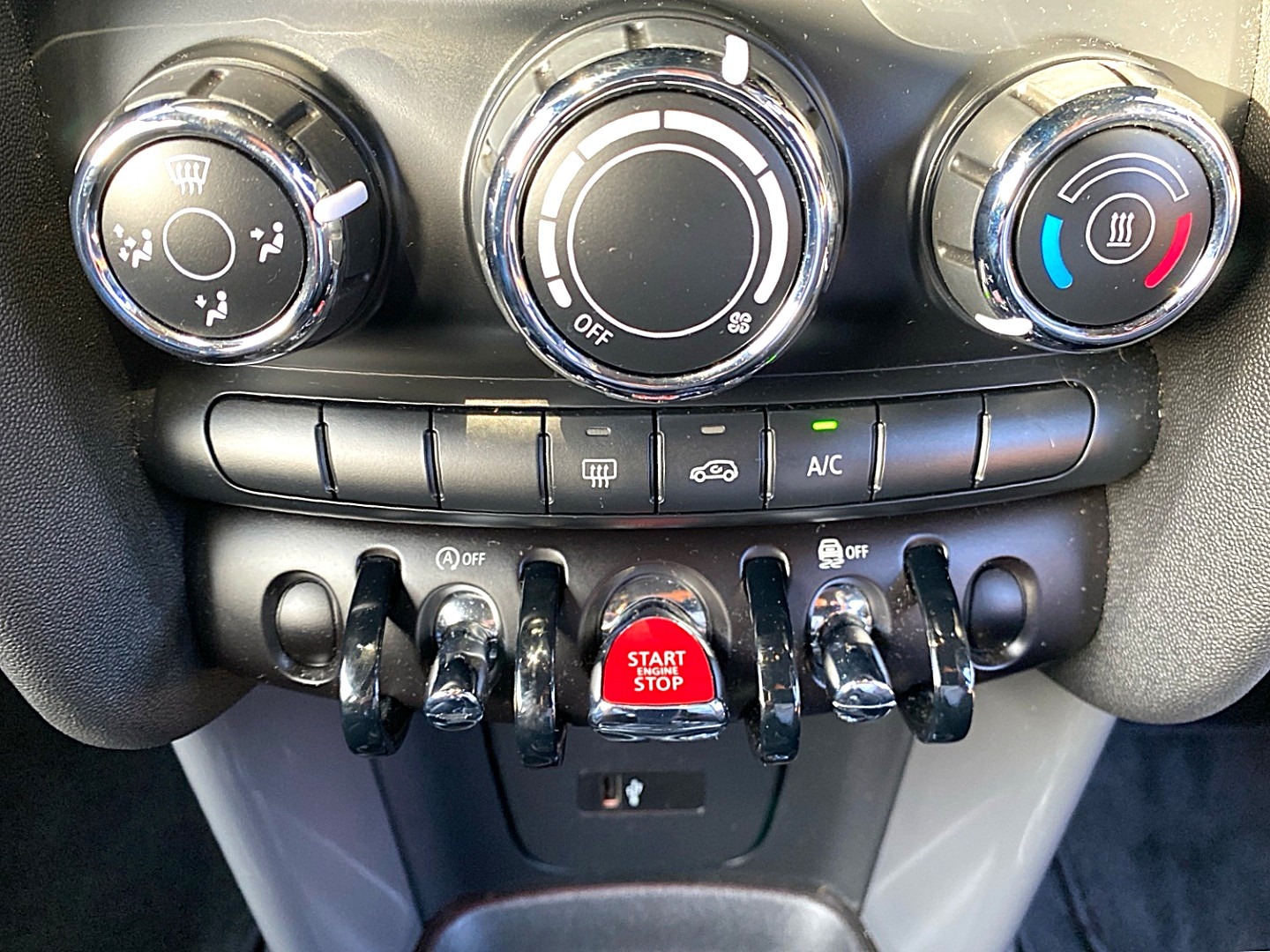 Used MINI Hatch 2019 for sale - 76252456: Photo 14