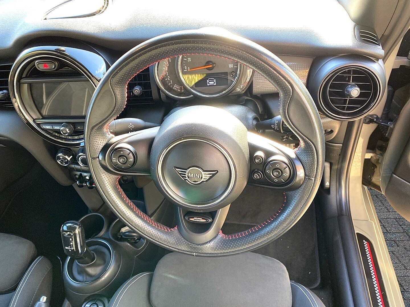 Used MINI Hatch 2019 for sale - 76252456: Photo 27