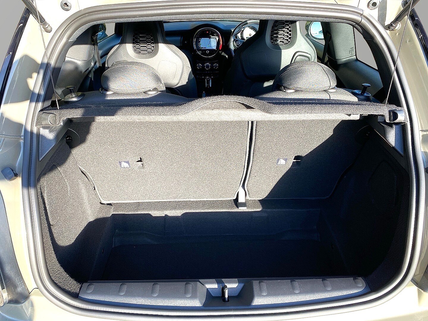 Used MINI Hatch 2019 for sale - 76252456: Photo 29