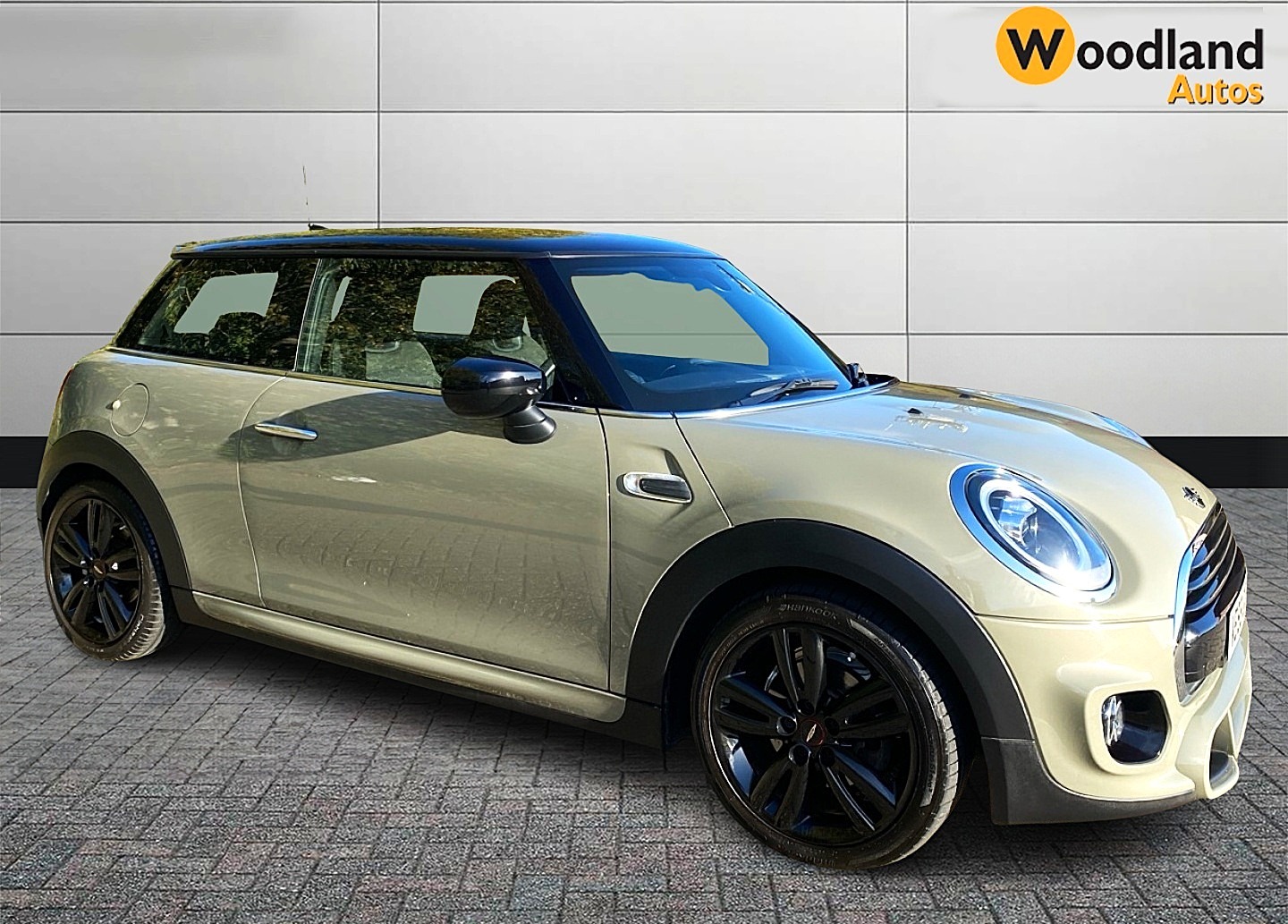 Used MINI Hatch 2019 for sale - 76252456: Photo 3