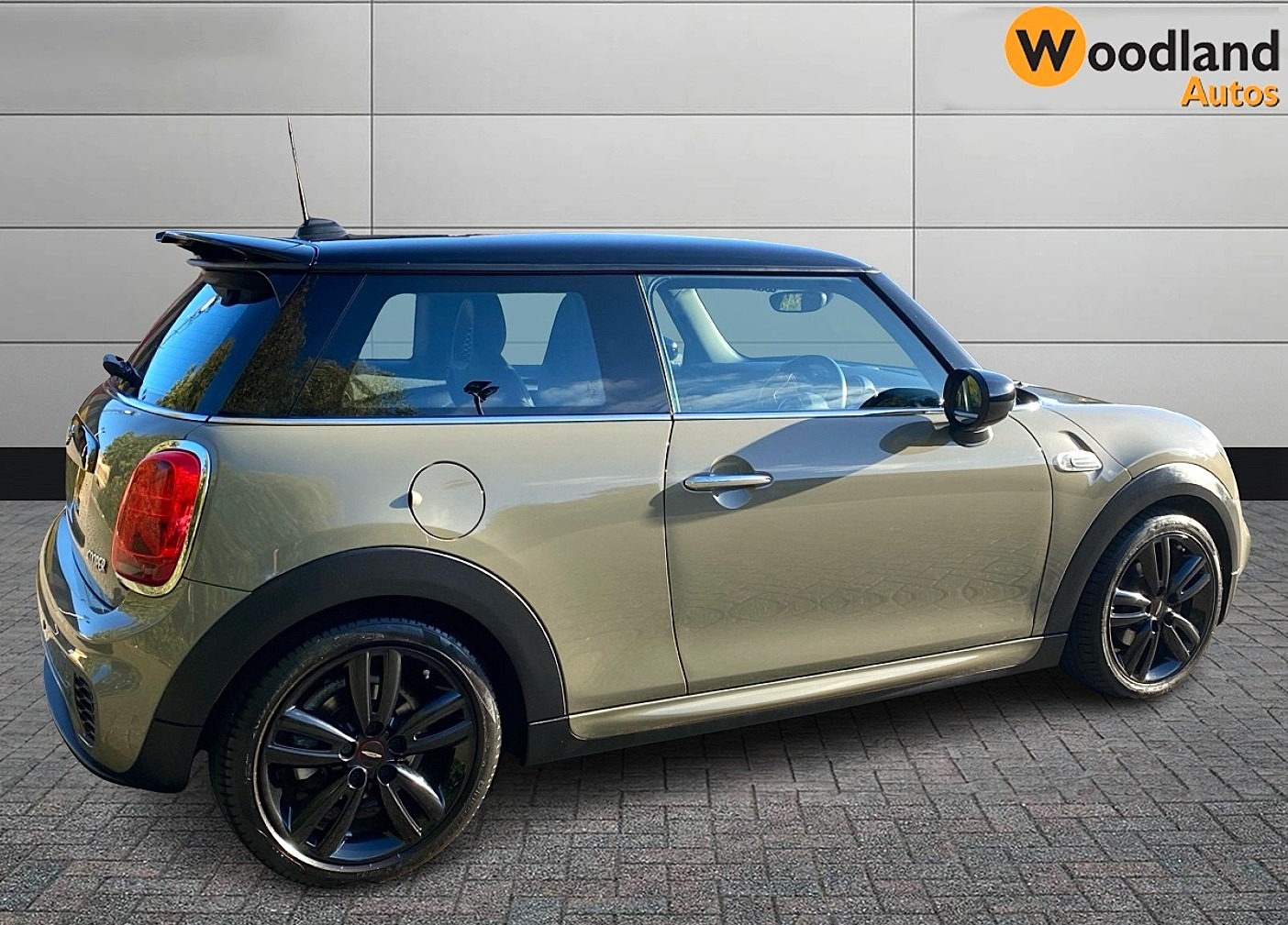 Used MINI Hatch 2019 for sale - 76252456: Photo 5