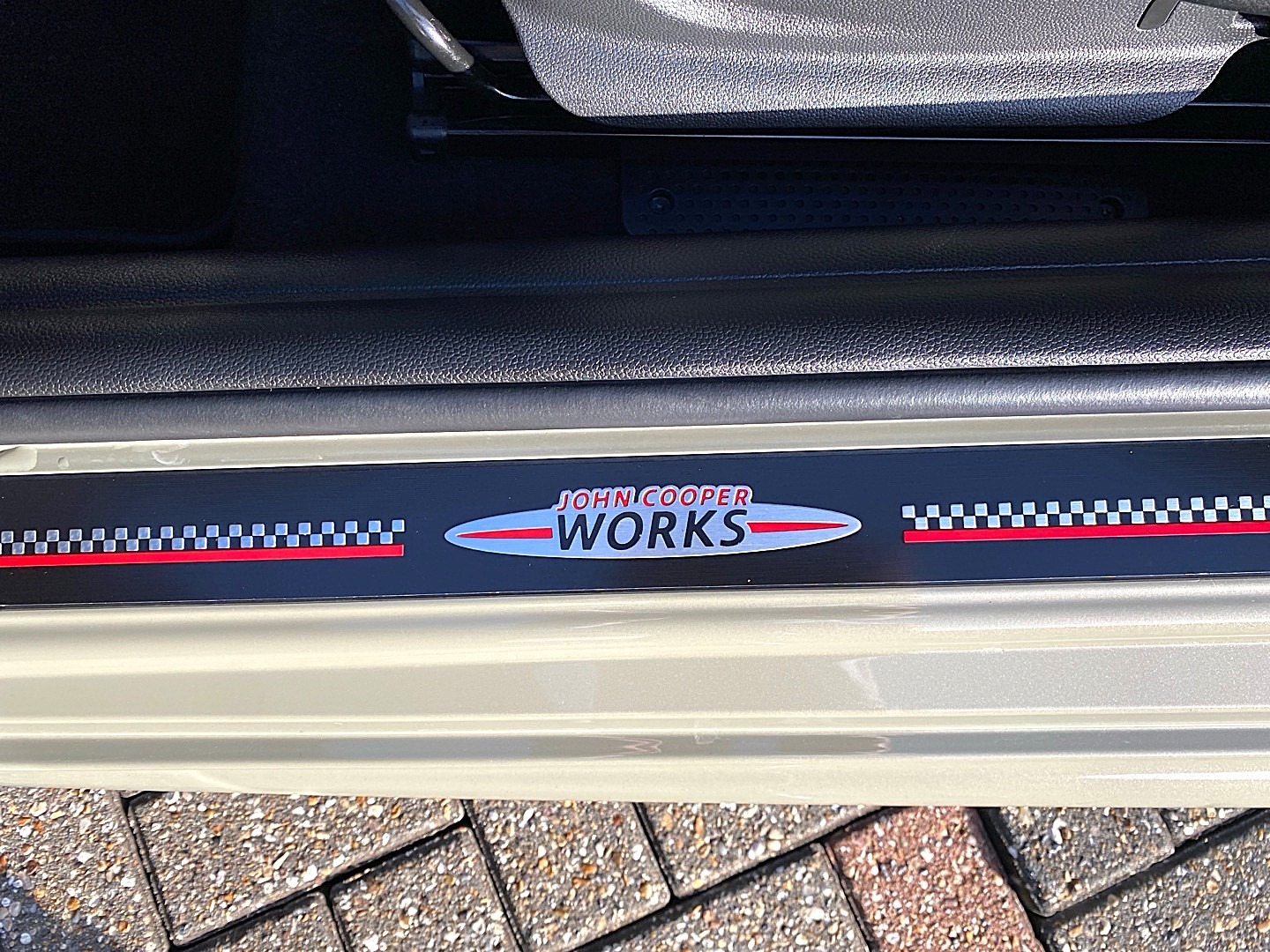 Used MINI Hatch 2019 for sale - 76252456: Photo 7