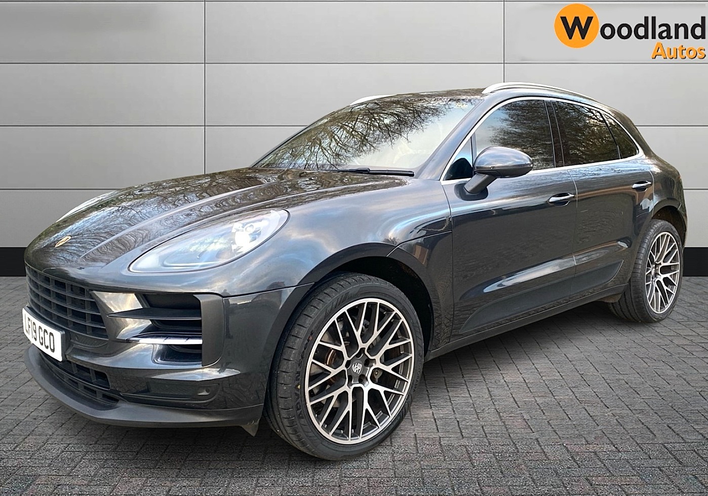 Used Porsche Macan 2019 for sale - 76652900: Photo 1