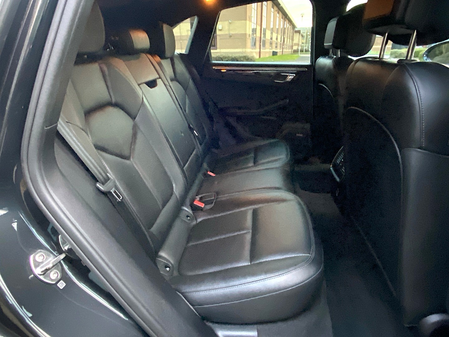 Used Porsche Macan 2019 for sale - 76652900: Photo 12