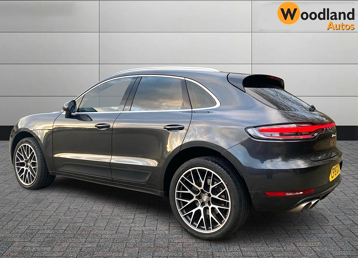 Used Porsche Macan 2019 for sale - 76652900: Photo 15