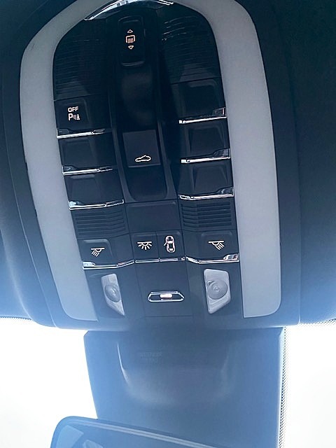 Used Porsche Macan 2019 for sale - 76652900: Photo 36