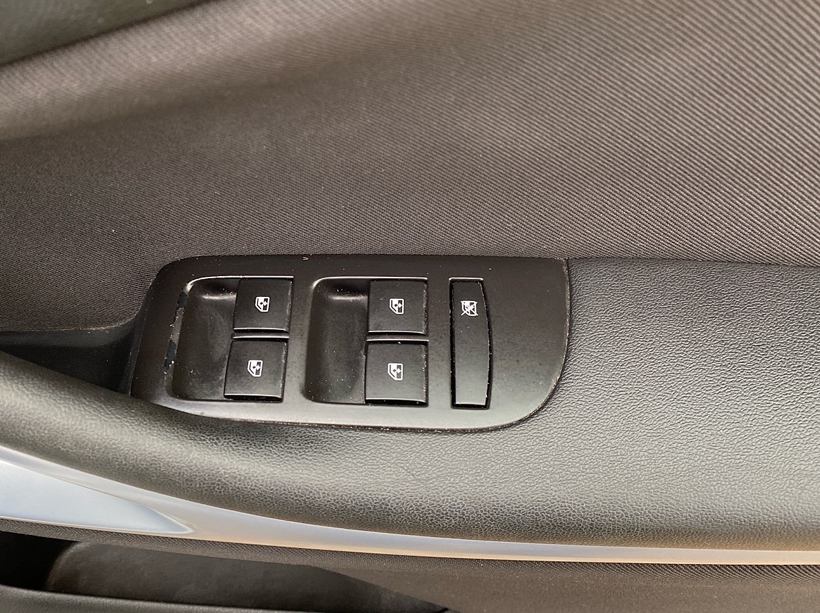 Used Vauxhall Zafira 2016 for sale - 77198454: Photo 10