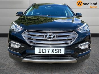 Used Hyundai Santa Fe 2017 for sale - 79579866: Photo