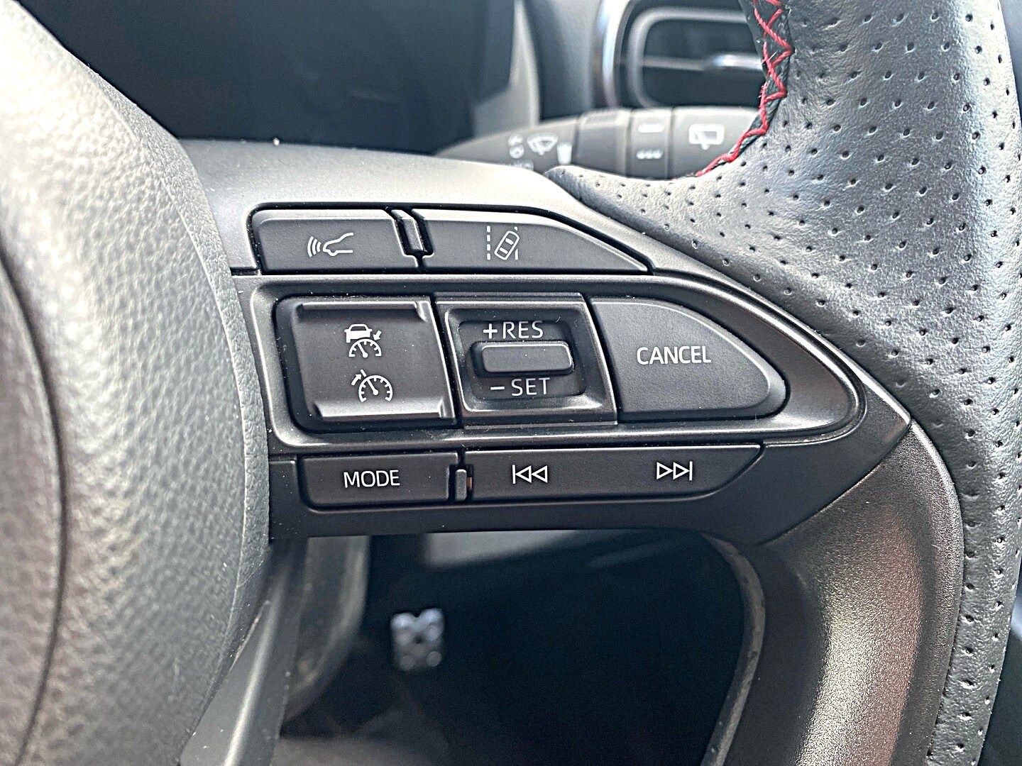 Used Toyota Yaris Cross 2023 for sale - 78078129: Photo 23