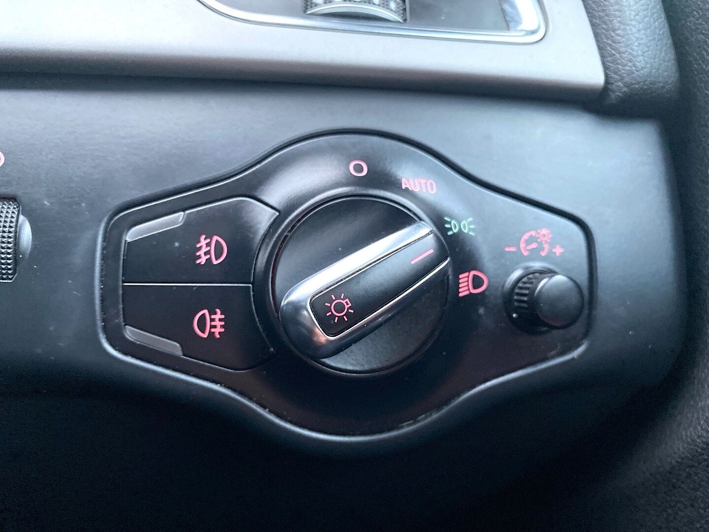 Used Audi A4 2013 for sale - 77529831: Photo 16