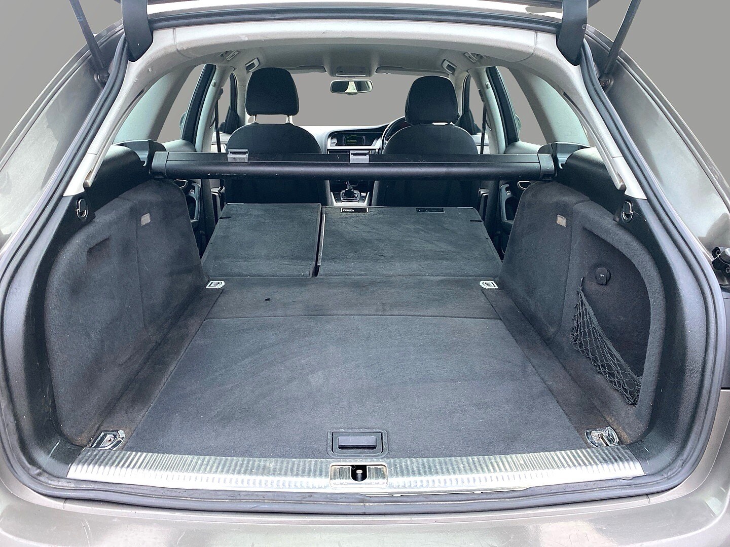 Used Audi A4 2013 for sale - 77529831: Photo 27