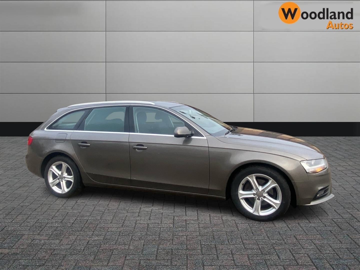 Used Audi A4 2013 for sale - 77529831: Photo 3