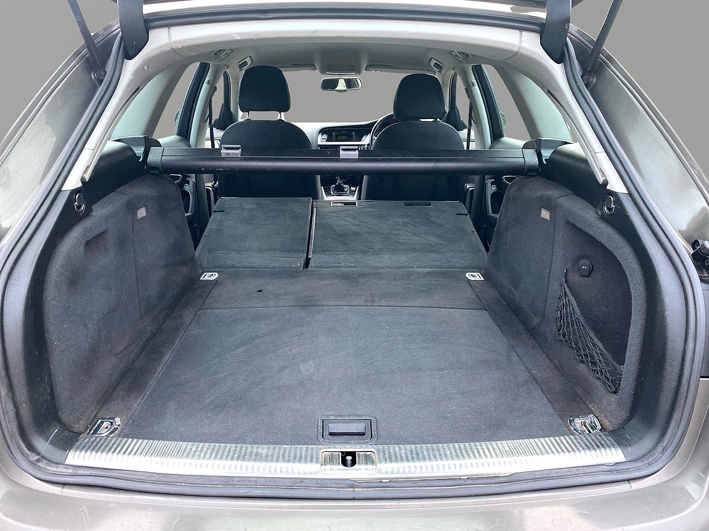 Used Audi A4 Avant 2013 for sale - 77578873: Photo 17