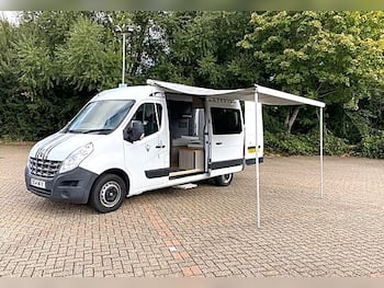Renault Master feature image