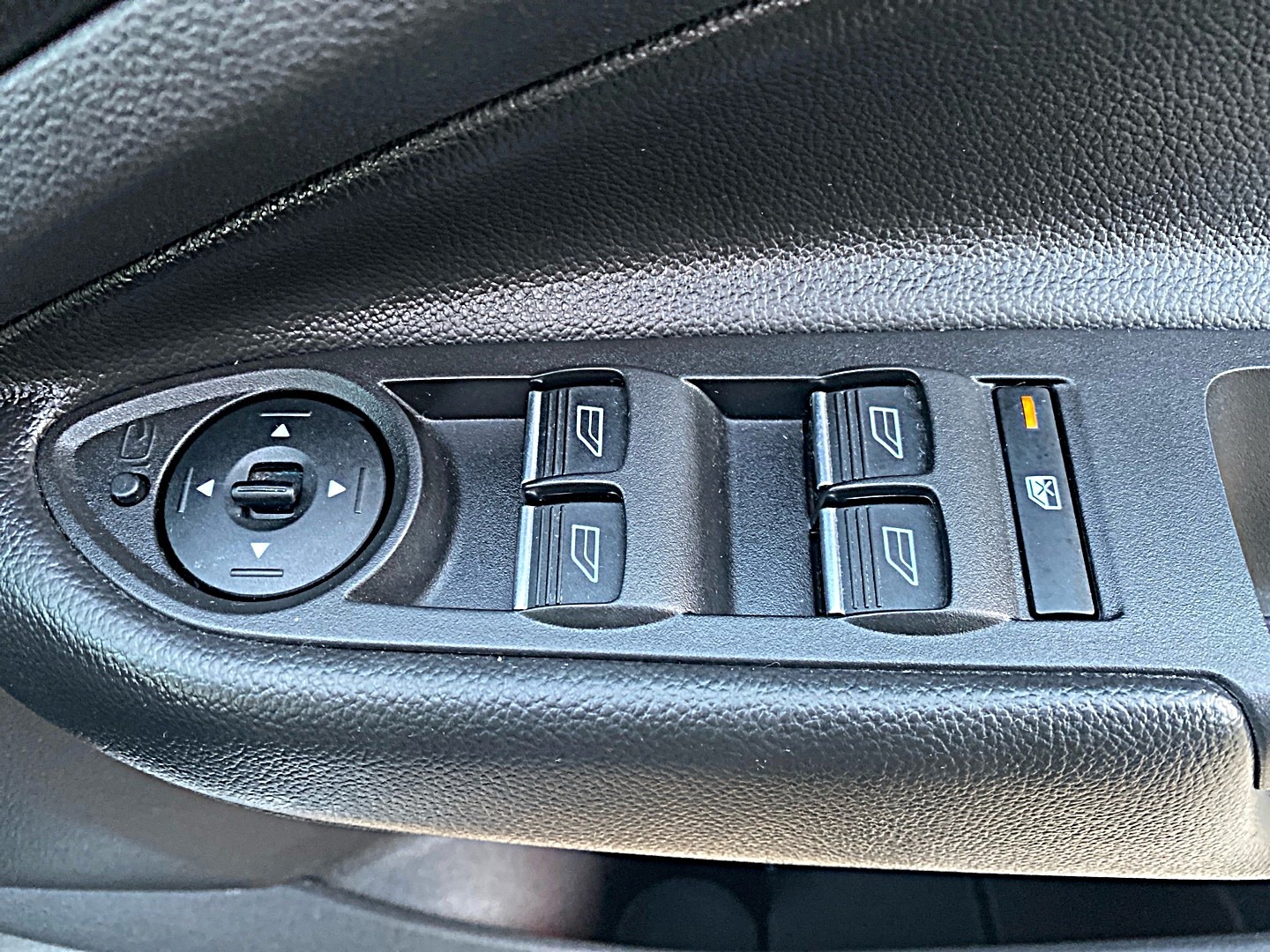 Used Ford Kuga 2017 for sale - 77025698: Photo 12