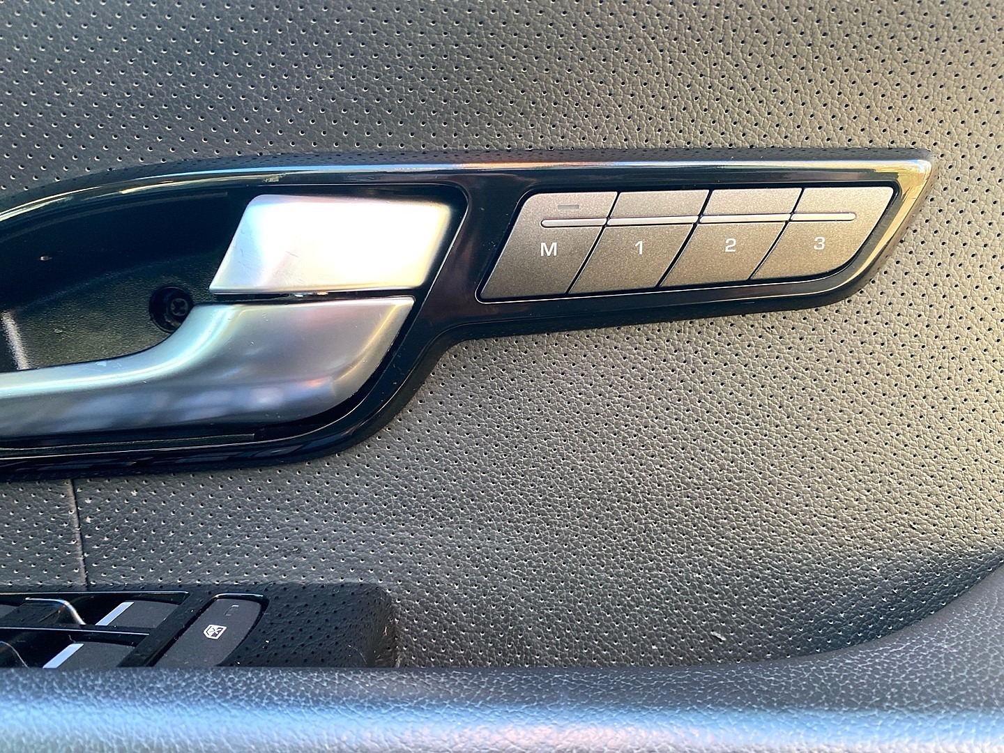 Used Land Rover Range Rover Evoque 2014 for sale - 76818105: Photo 15