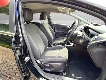 Used Ford Fiesta 2016 for sale - 79637938: Photo
