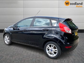 Used Ford Fiesta 2016 for sale - 79637938: Photo