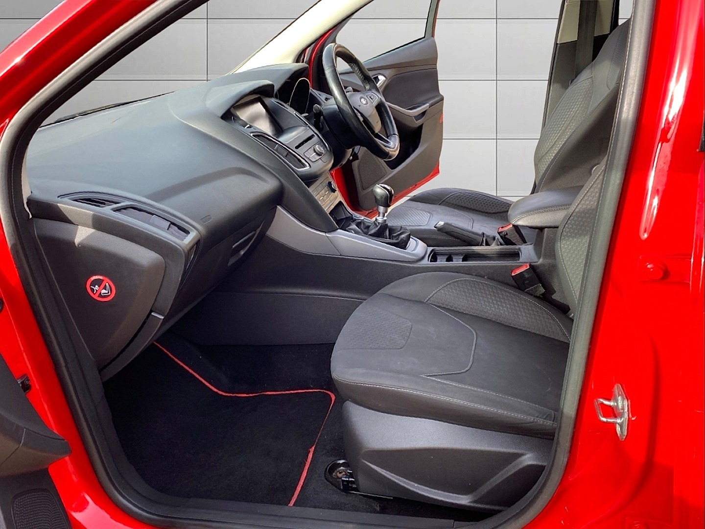 Used Ford Focus 2015 for sale - 76415732: Photo 20