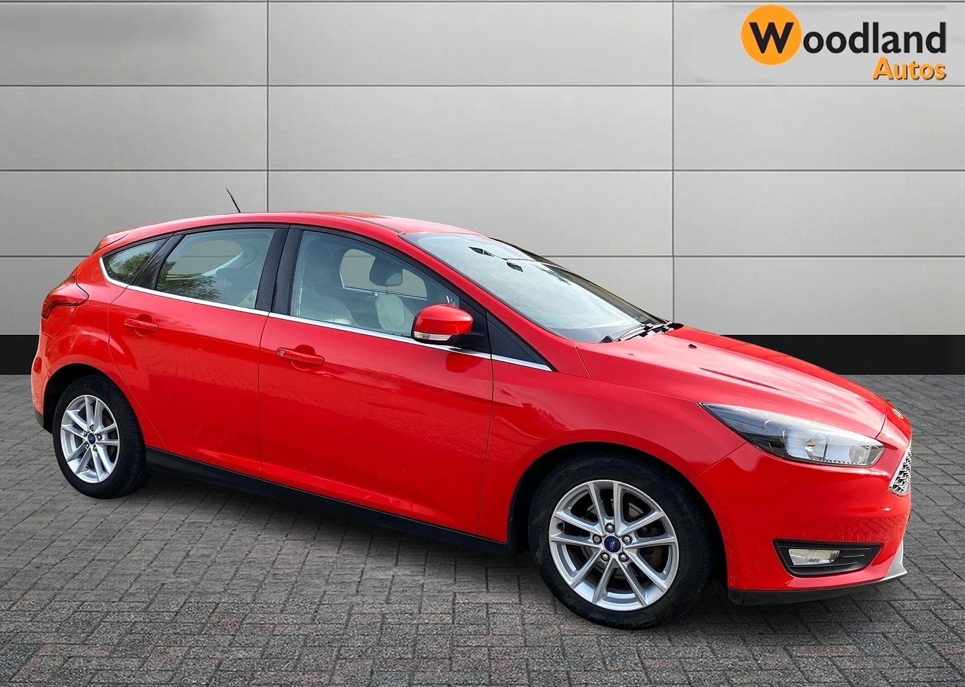 Used Ford Focus 2015 for sale - 76415732: Photo 3