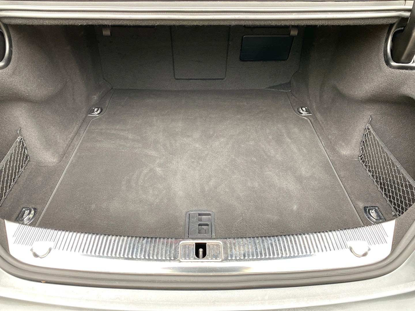 Used Audi S8 2015 for sale - 78106804: Photo 17