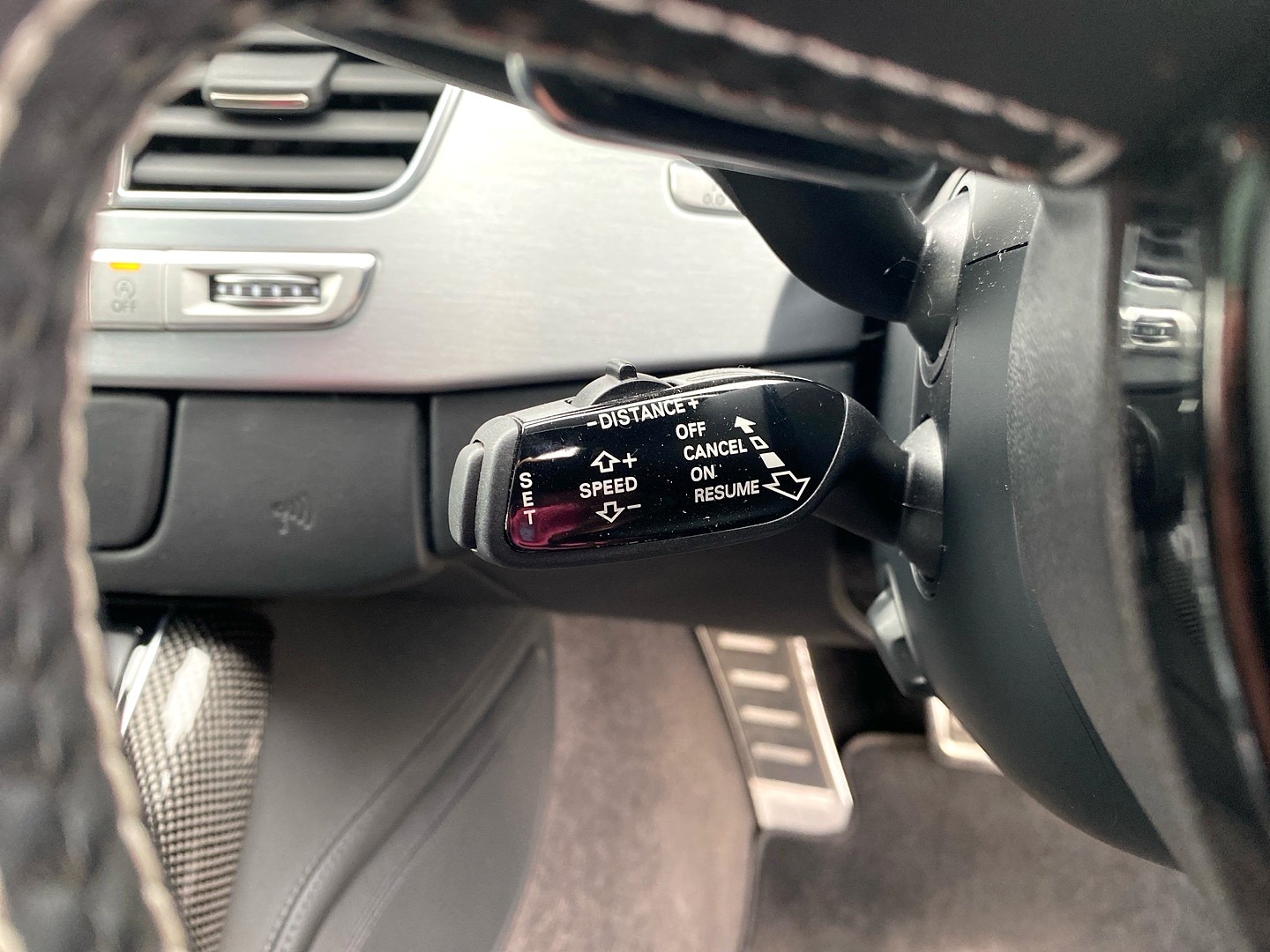 Used Audi S8 2015 for sale - 78106804: Photo 25