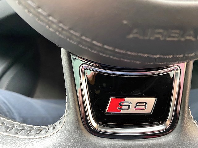 Used Audi S8 2015 for sale - 78106804: Photo 34