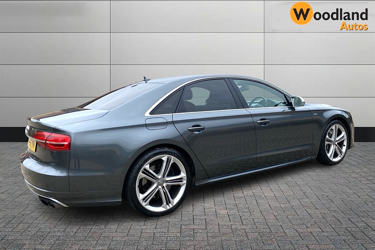 Used Audi S8 2015 for sale - 78106804: Photo 4