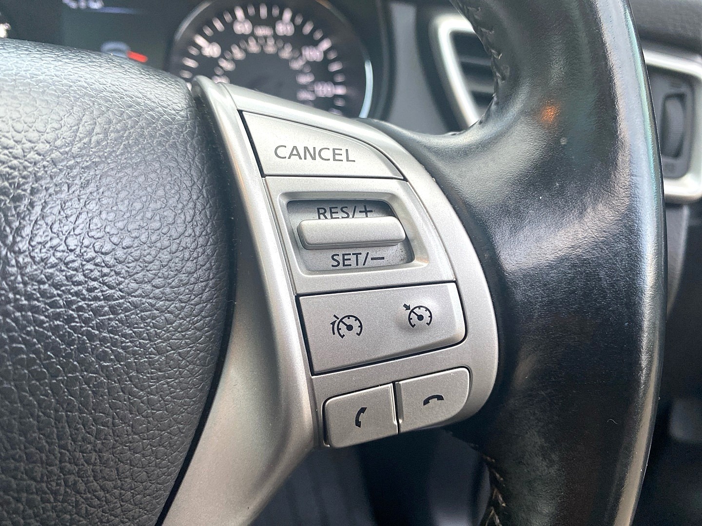 Used Nissan Qashqai 2014 for sale - 76615722: Photo 23