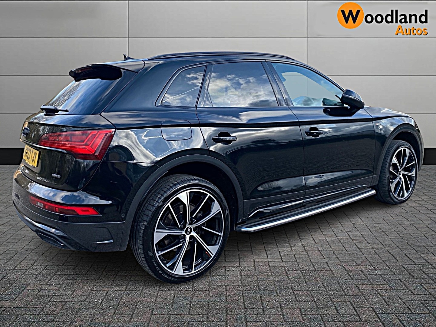 Used Audi Q5 2023 for sale - 77813400: Photo 2