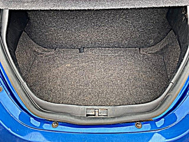 Used Volkswagen Beetle 2002 for sale - 77902714: Photo 8