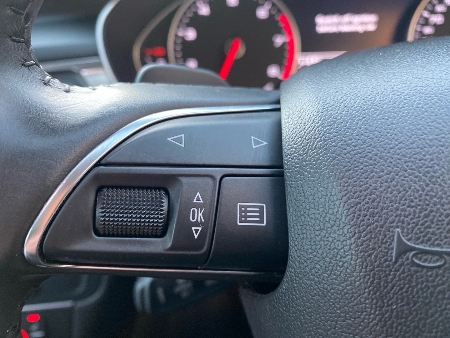 Used Audi A6 Avant 2016 for sale - 76681663: Photo 12