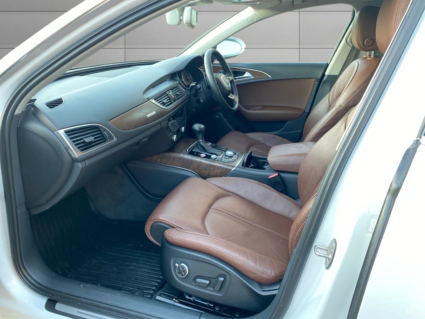 Used Audi A6 Avant 2016 for sale - 76681663: Photo 26